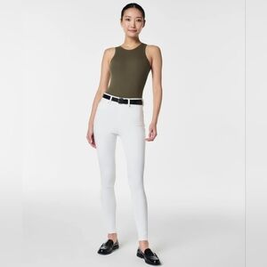 NWOT SPANX Ankle Skinny Jeans, Pull-On, White - Size Medium